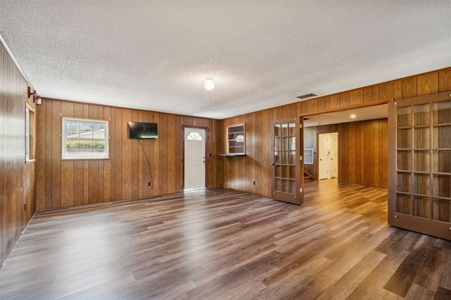 2027 PARK STREET N, St Petersburg, FL 33710