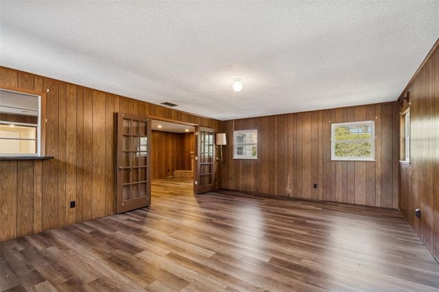 2027 PARK STREET N, St Petersburg, FL 33710