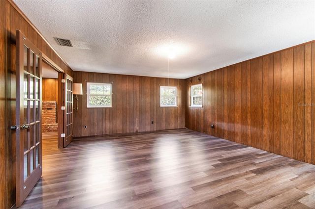 2027 PARK STREET N, St Petersburg, FL 33710