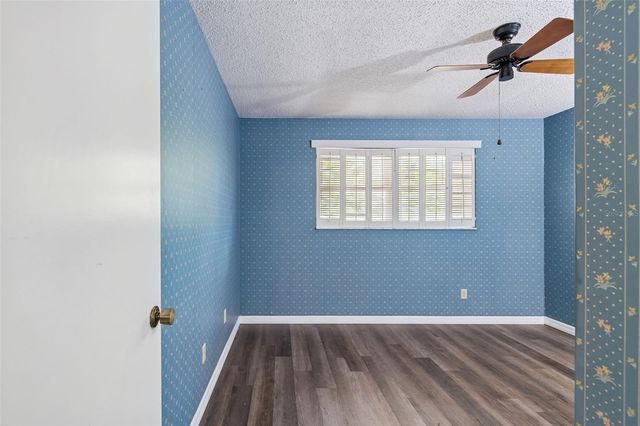 2027 PARK STREET N, St Petersburg, FL 33710