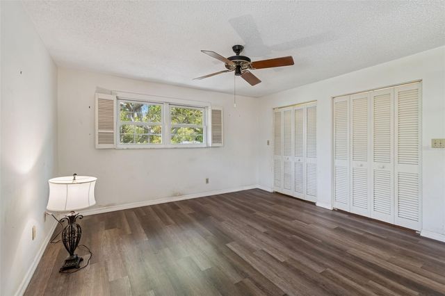 2027 PARK STREET N, St Petersburg, FL 33710