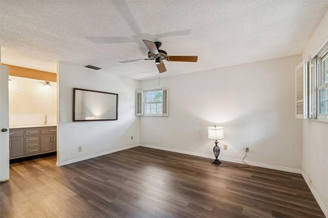 2027 PARK STREET N, St Petersburg, FL 33710