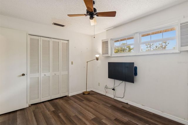 2027 PARK STREET N, St Petersburg, FL 33710