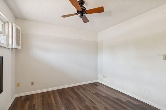 2027 PARK STREET N, St Petersburg, FL 33710