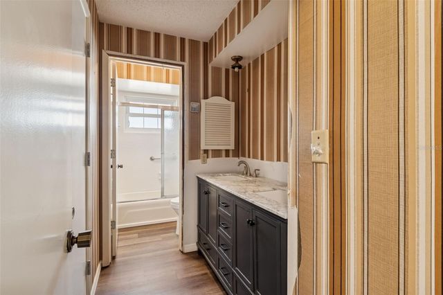 2027 PARK STREET N, St Petersburg, FL 33710