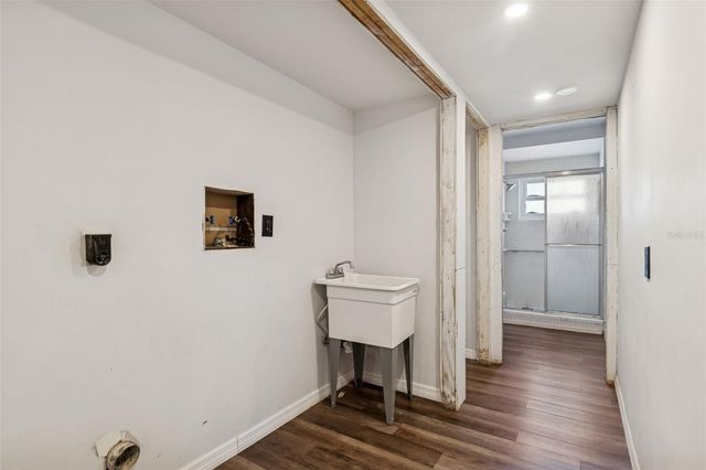 2027 PARK STREET N, St Petersburg, FL 33710