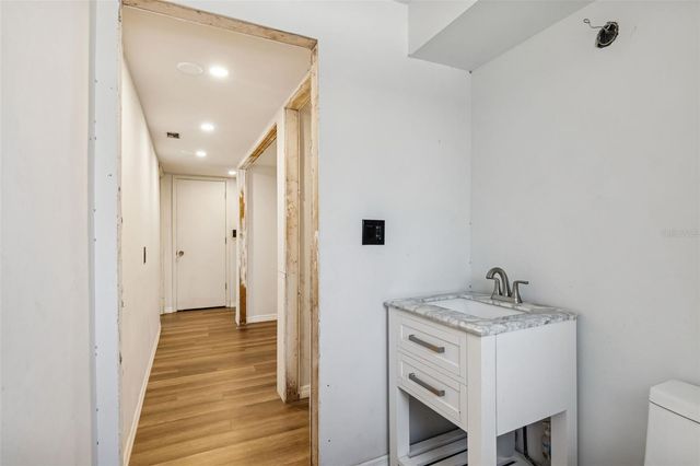 2027 PARK STREET N, St Petersburg, FL 33710