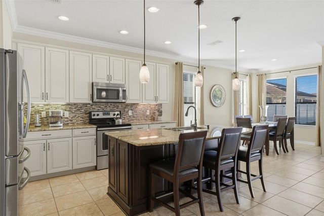 1154 FOUNTAIN COIN LOOP, Orlando, FL 32828