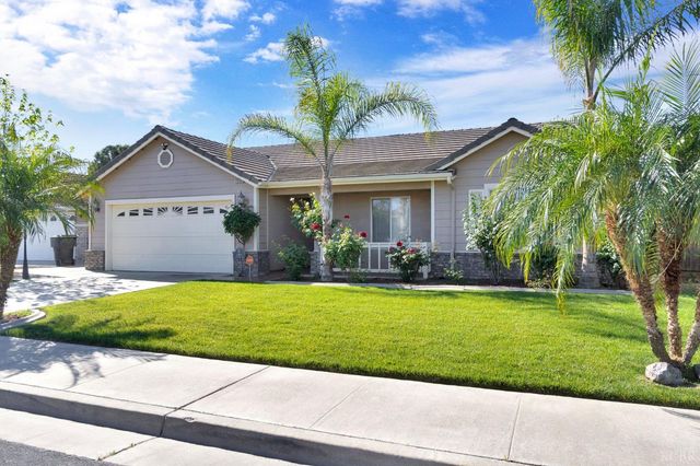 2059 Saratoga Place, Hanford, CA 93230
