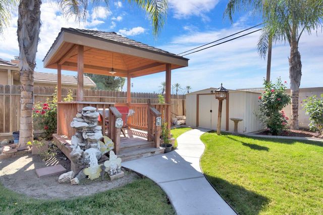 2059 Saratoga Place, Hanford, CA 93230