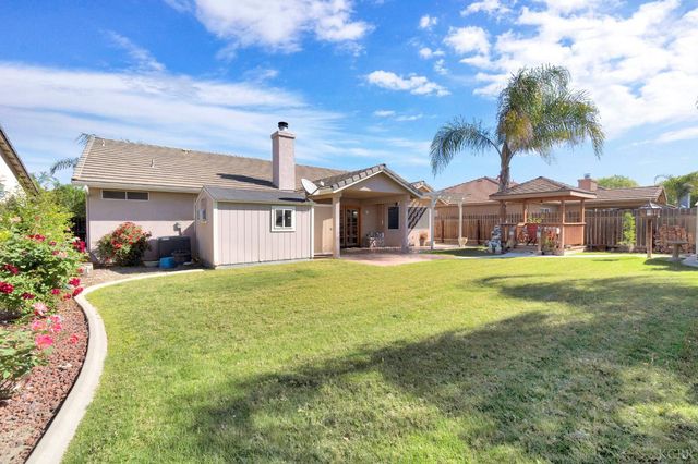 2059 Saratoga Place, Hanford, CA 93230