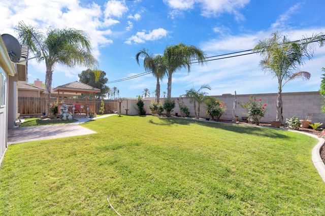 2059 Saratoga Place, Hanford, CA 93230