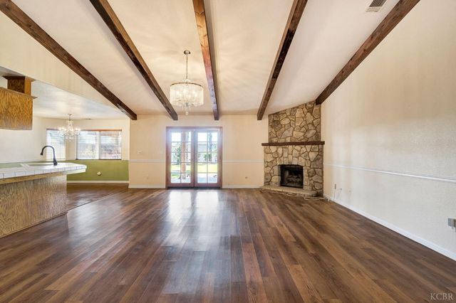 2059 Saratoga Place, Hanford, CA 93230