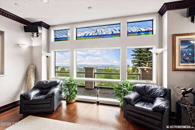 9900 Hillhaven Circle, Anchorage, AK 99507