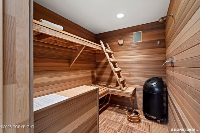 9900 Hillhaven Circle, Anchorage, AK 99507