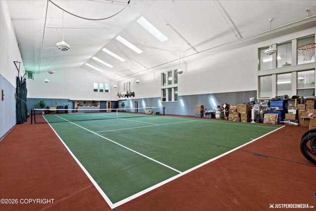 9900 Hillhaven Circle, Anchorage, AK 99507