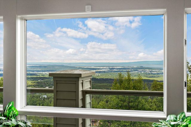 9900 Hillhaven Circle, Anchorage, AK 99507