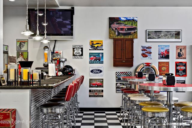 9900 Hillhaven Circle, Anchorage, AK 99507