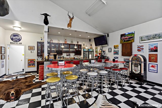 9900 Hillhaven Circle, Anchorage, AK 99507