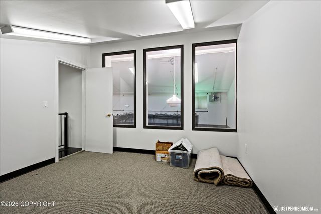 9900 Hillhaven Circle, Anchorage, AK 99507