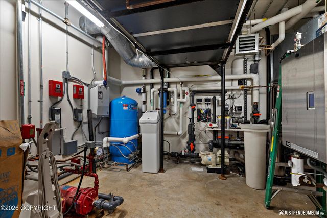 9900 Hillhaven Circle, Anchorage, AK 99507