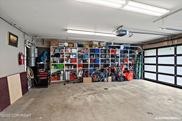 9900 Hillhaven Circle, Anchorage, AK 99507