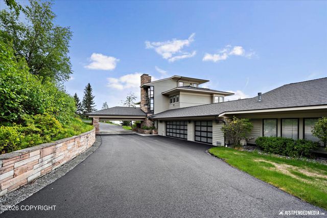 9900 Hillhaven Circle, Anchorage, AK 99507