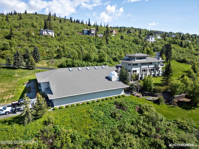 9900 Hillhaven Circle, Anchorage, AK 99507