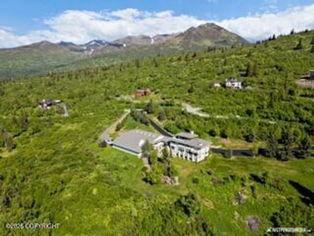 9900 Hillhaven Circle, Anchorage, AK 99507