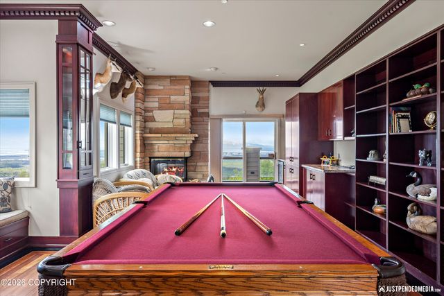 9900 Hillhaven Circle, Anchorage, AK 99507