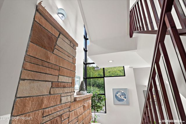 9900 Hillhaven Circle, Anchorage, AK 99507