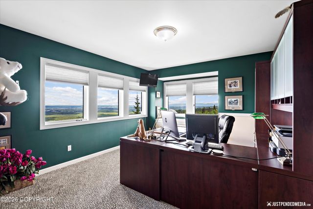 9900 Hillhaven Circle, Anchorage, AK 99507