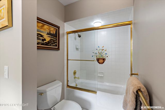 9900 Hillhaven Circle, Anchorage, AK 99507