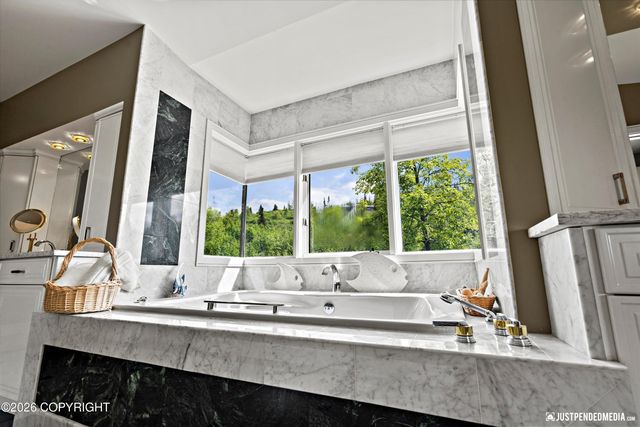 9900 Hillhaven Circle, Anchorage, AK 99507