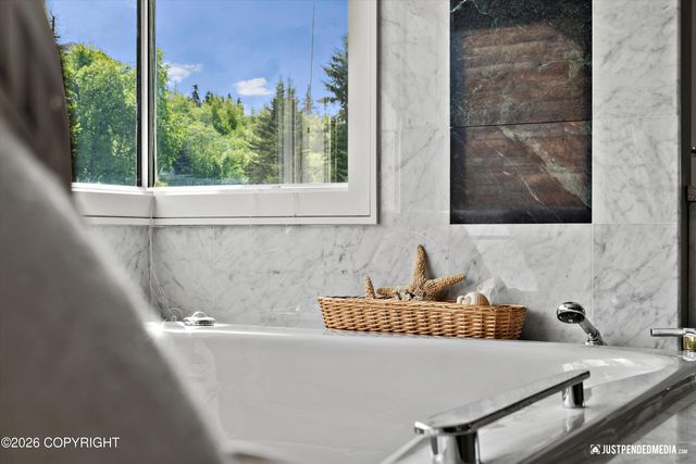 9900 Hillhaven Circle, Anchorage, AK 99507