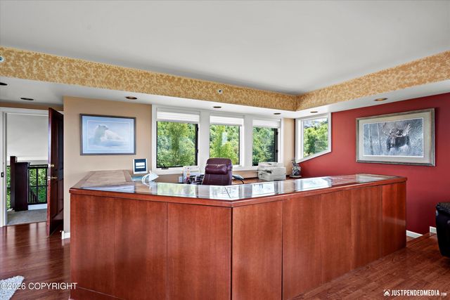 9900 Hillhaven Circle, Anchorage, AK 99507