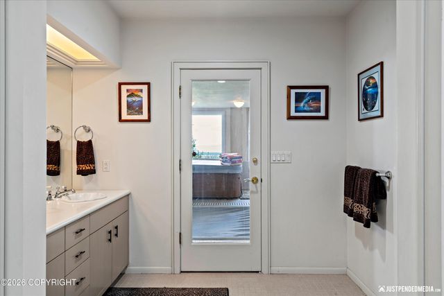 9900 Hillhaven Circle, Anchorage, AK 99507