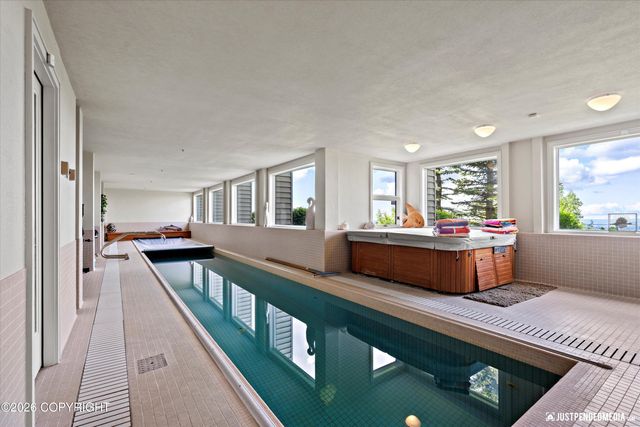 9900 Hillhaven Circle, Anchorage, AK 99507