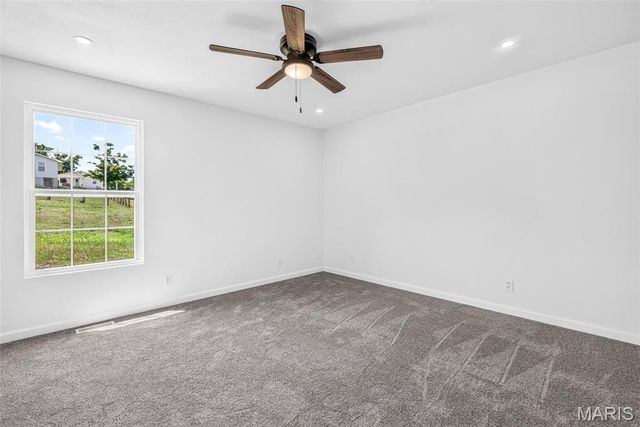 812 Kennett St, De Soto, MO 63020