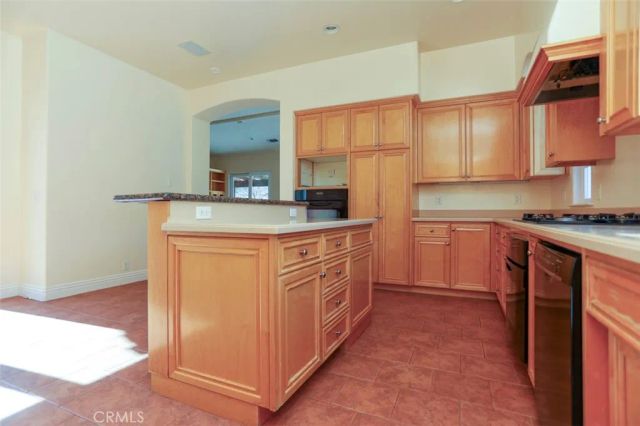 1639 Kleck, Paso Robles, CA 93446