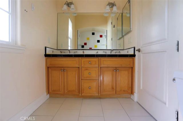 1639 Kleck, Paso Robles, CA 93446