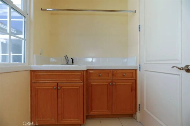 1639 Kleck, Paso Robles, CA 93446