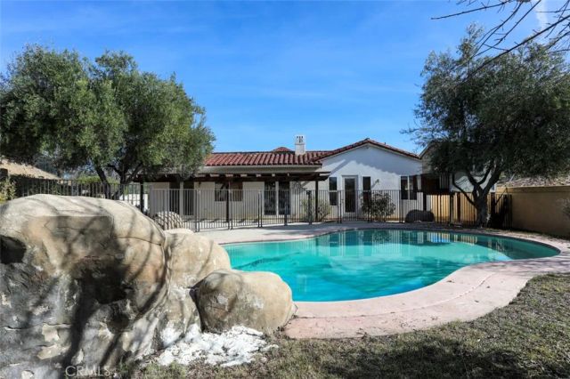 1639 Kleck, Paso Robles, CA 93446