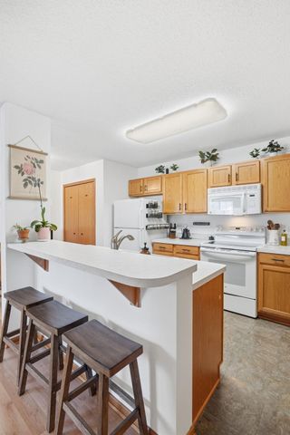 6240 158th Street W 59, Apple Valley, MN 55124