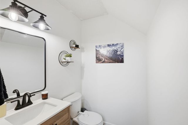 6240 158th Street W 59, Apple Valley, MN 55124