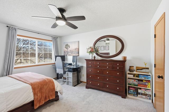 6240 158th Street W 59, Apple Valley, MN 55124