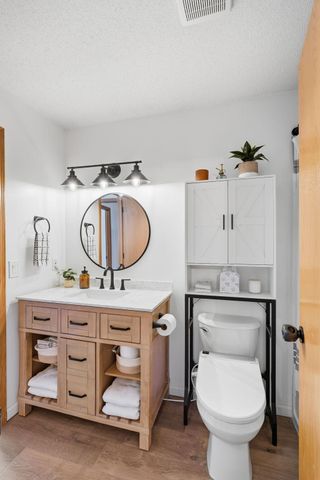 6240 158th Street W 59, Apple Valley, MN 55124