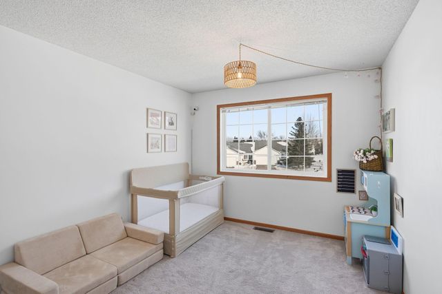 6240 158th Street W 59, Apple Valley, MN 55124