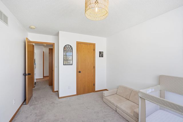 6240 158th Street W 59, Apple Valley, MN 55124