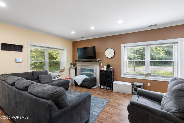 28 Melrose Drive, 1A, Toms River, NJ 08753